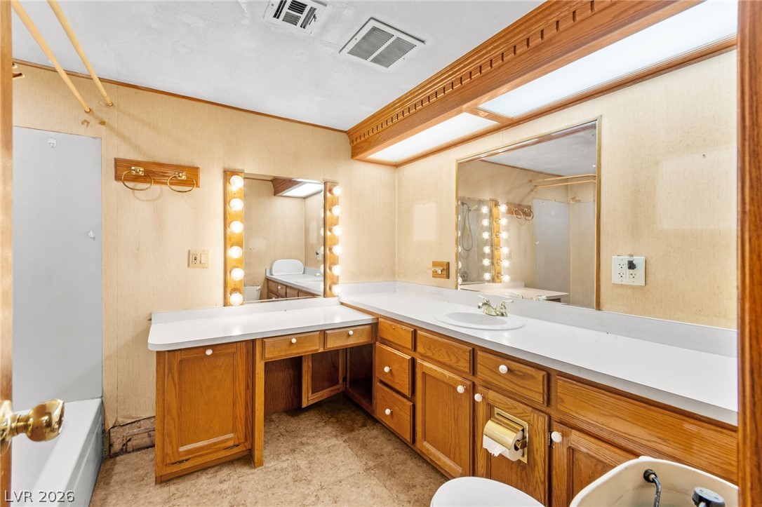 5722 Evergreen Avenue Las Vegas NV 89107
