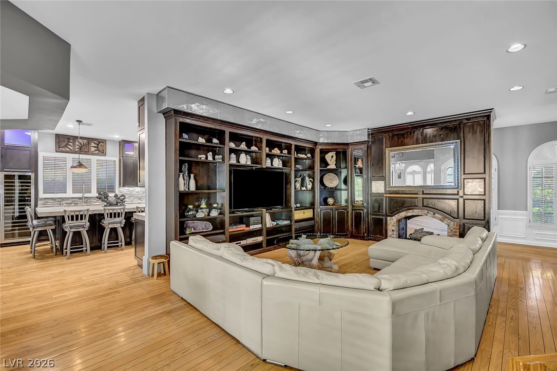 24 Quail Run Road Henderson NV 89014
