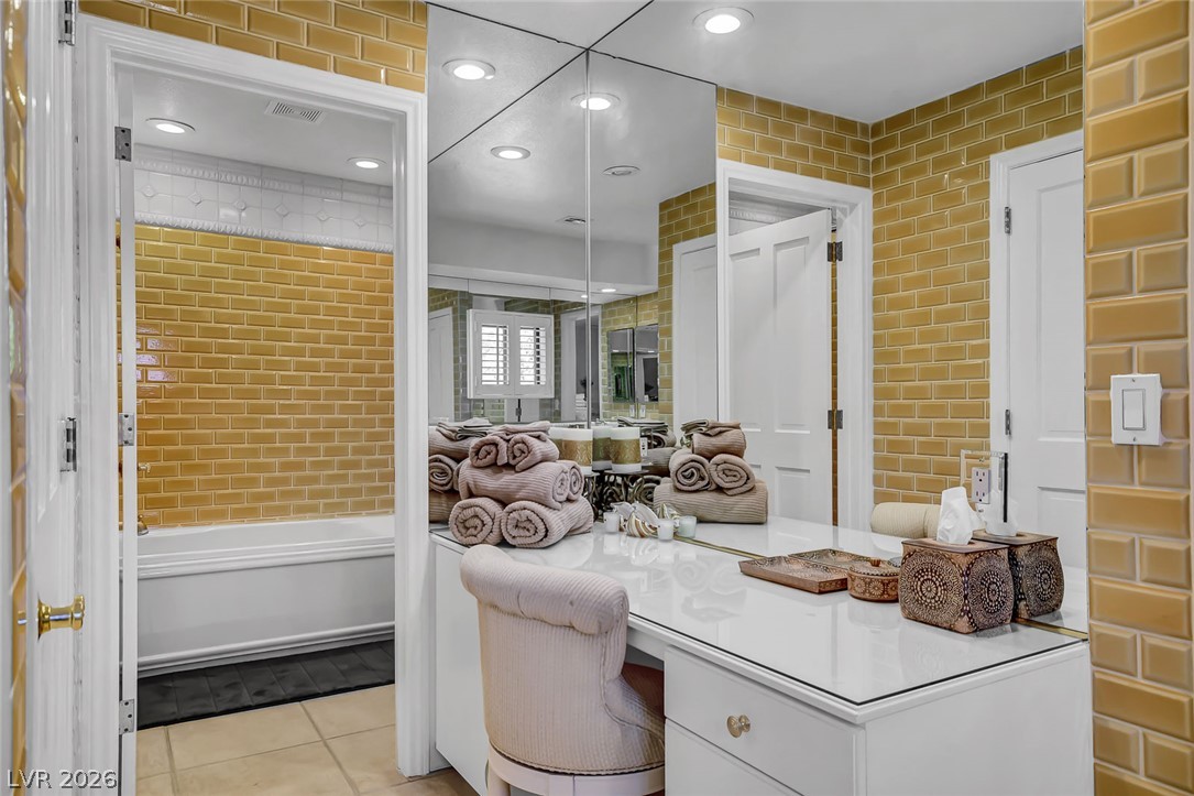 24 Quail Run Road Henderson NV 89014