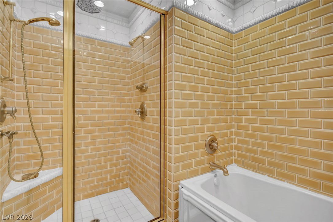 24 Quail Run Road Henderson NV 89014
