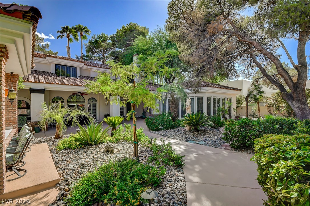 24 Quail Run Road Henderson NV 89014