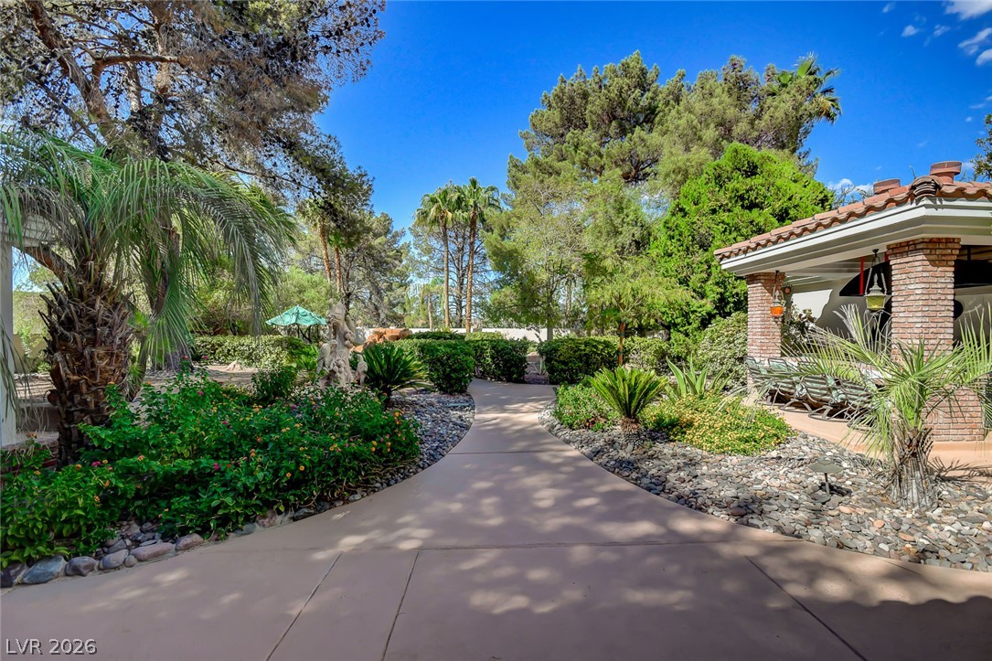 24 Quail Run Road Henderson NV 89014