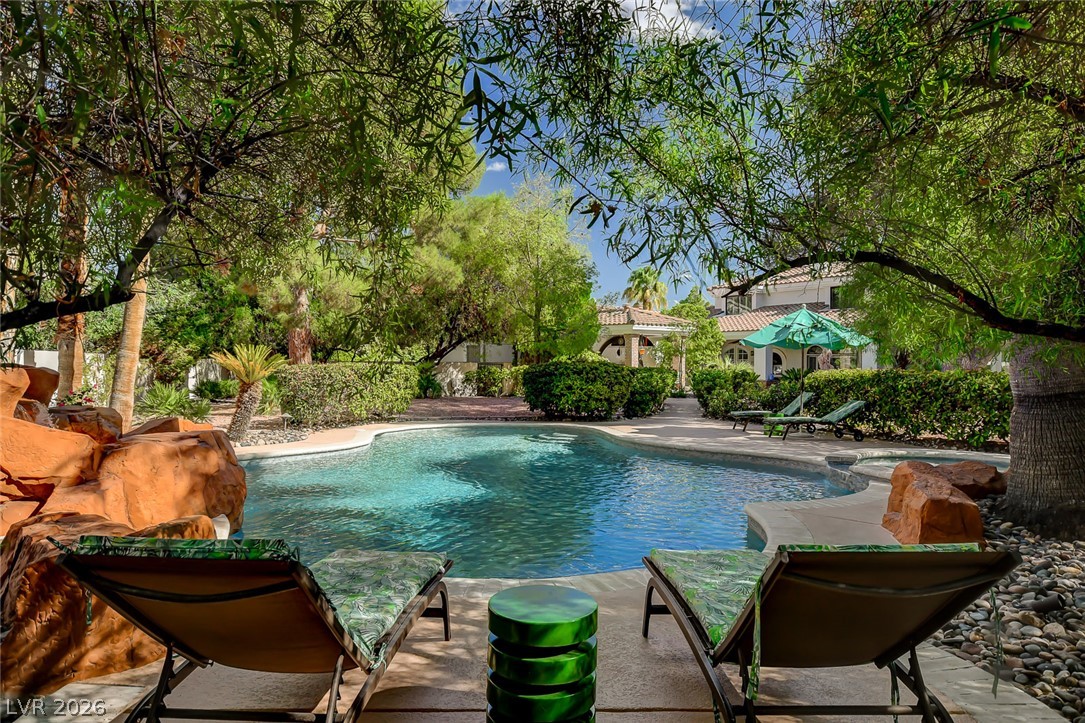 24 Quail Run Road Henderson NV 89014