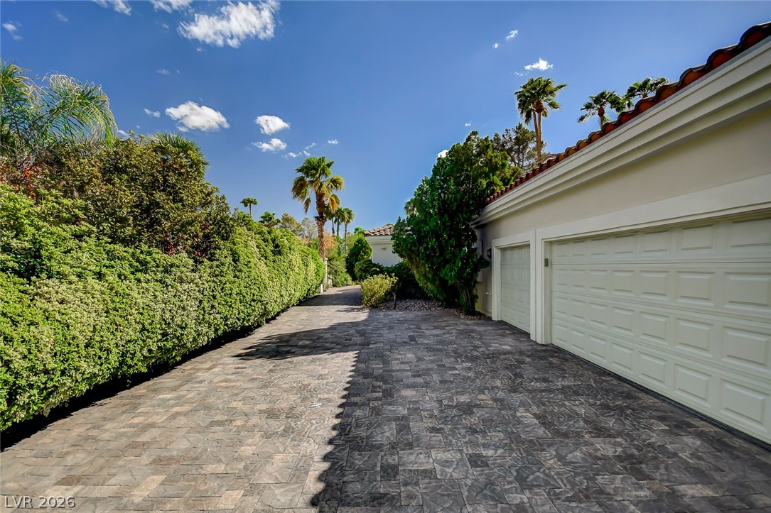 24 Quail Run Road Henderson NV 89014