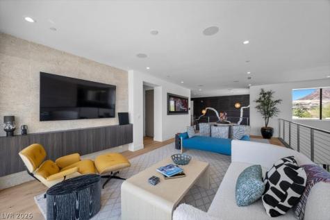 32 Highland Cove Lane Henderson NV 89011