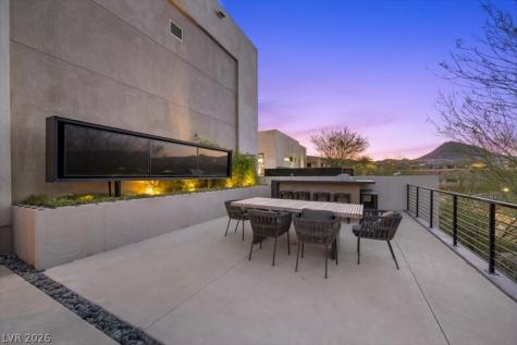 32 Highland Cove Lane Henderson NV 89011