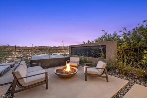 32 Highland Cove Lane Henderson NV 89011