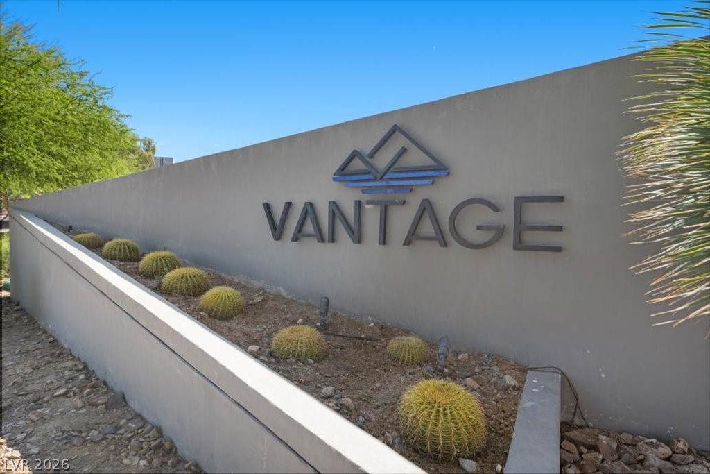 32 Highland Cove Lane Henderson NV 89011