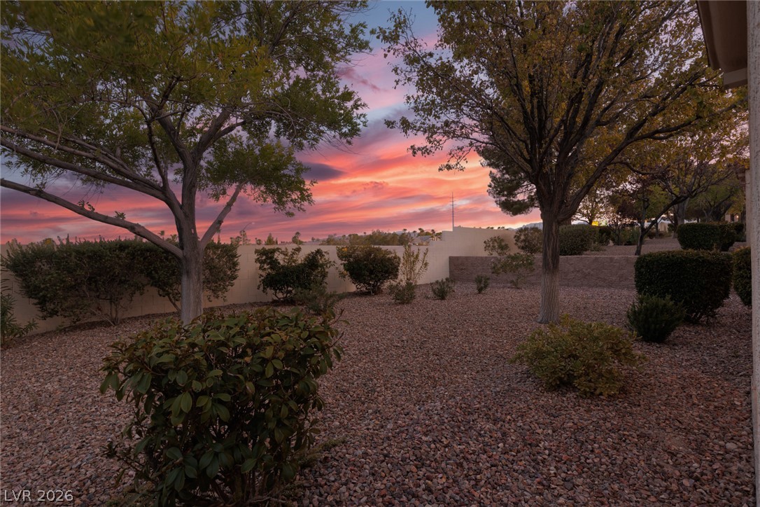 10627 Mission Lakes Avenue Las Vegas NV 89134