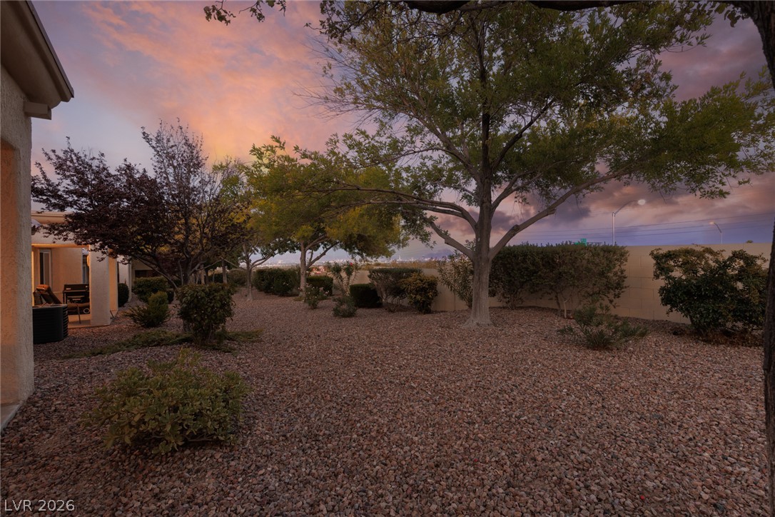 10627 Mission Lakes Avenue Las Vegas NV 89134