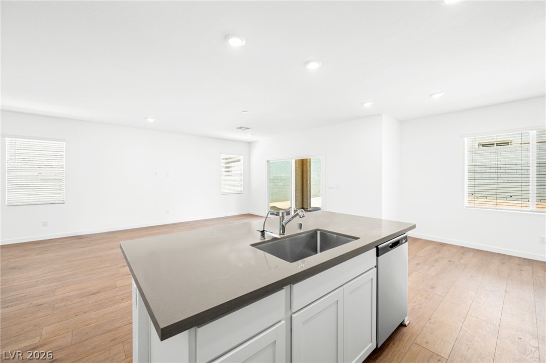 8382 Caldera Hills Avenue Las Vegas NV 89147