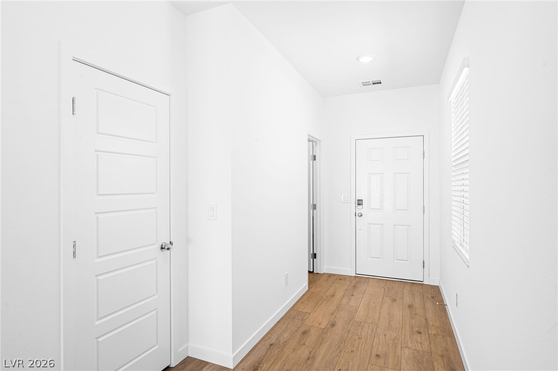 8382 Caldera Hills Avenue Las Vegas NV 89147