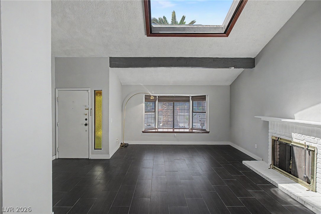 1884 Roxbury Lane Las Vegas NV 89119