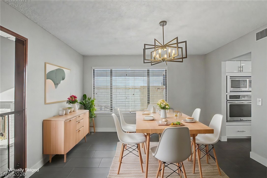 1884 Roxbury Lane Las Vegas NV 89119