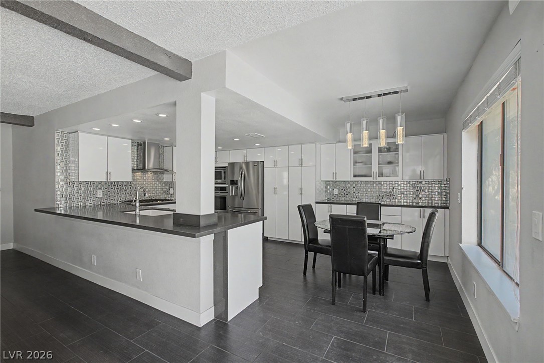 1884 Roxbury Lane Las Vegas NV 89119