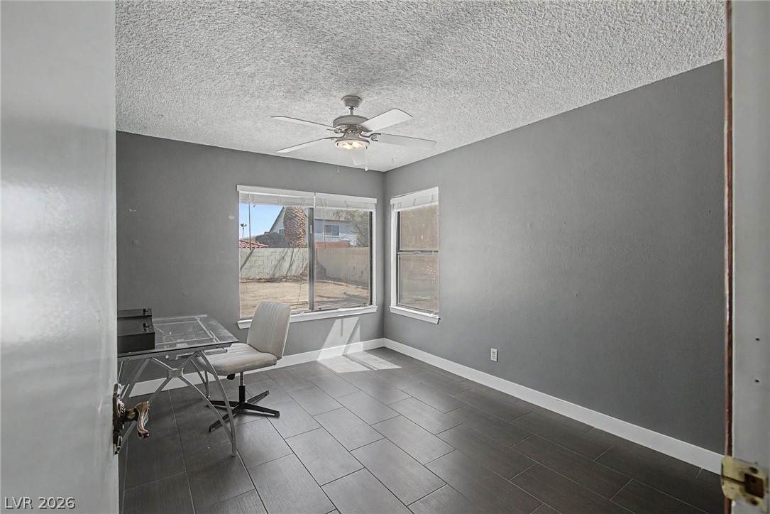 1884 Roxbury Lane Las Vegas NV 89119