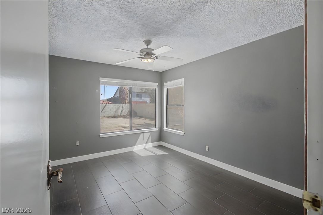 1884 Roxbury Lane Las Vegas NV 89119