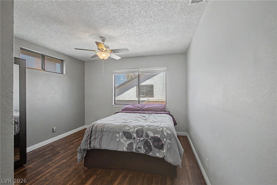1884 Roxbury Lane Las Vegas NV 89119