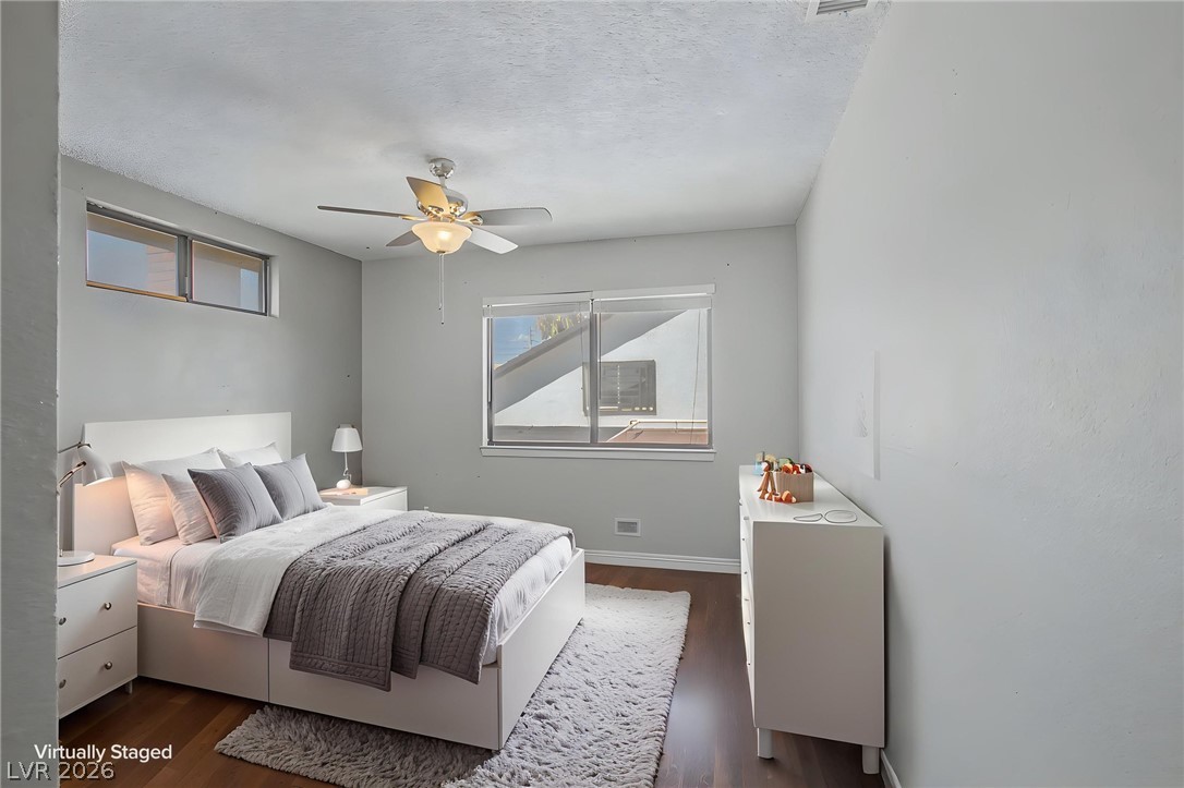1884 Roxbury Lane Las Vegas NV 89119
