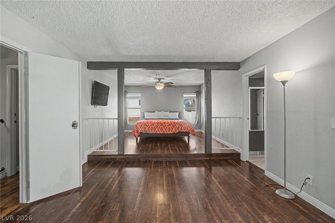 1884 Roxbury Lane Las Vegas NV 89119