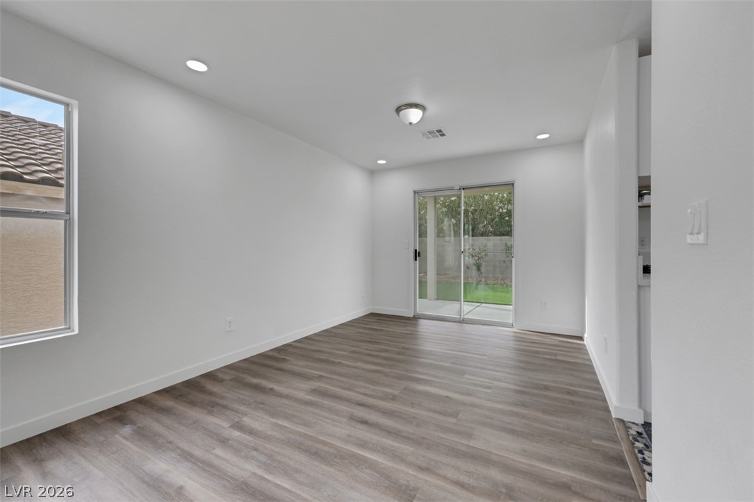 8633 Majestic Pine Avenue Las Vegas NV 89143