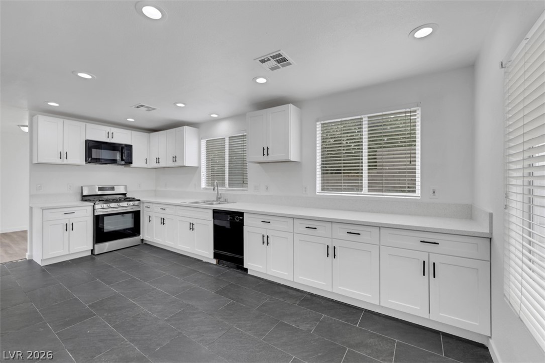 8633 Majestic Pine Avenue Las Vegas NV 89143