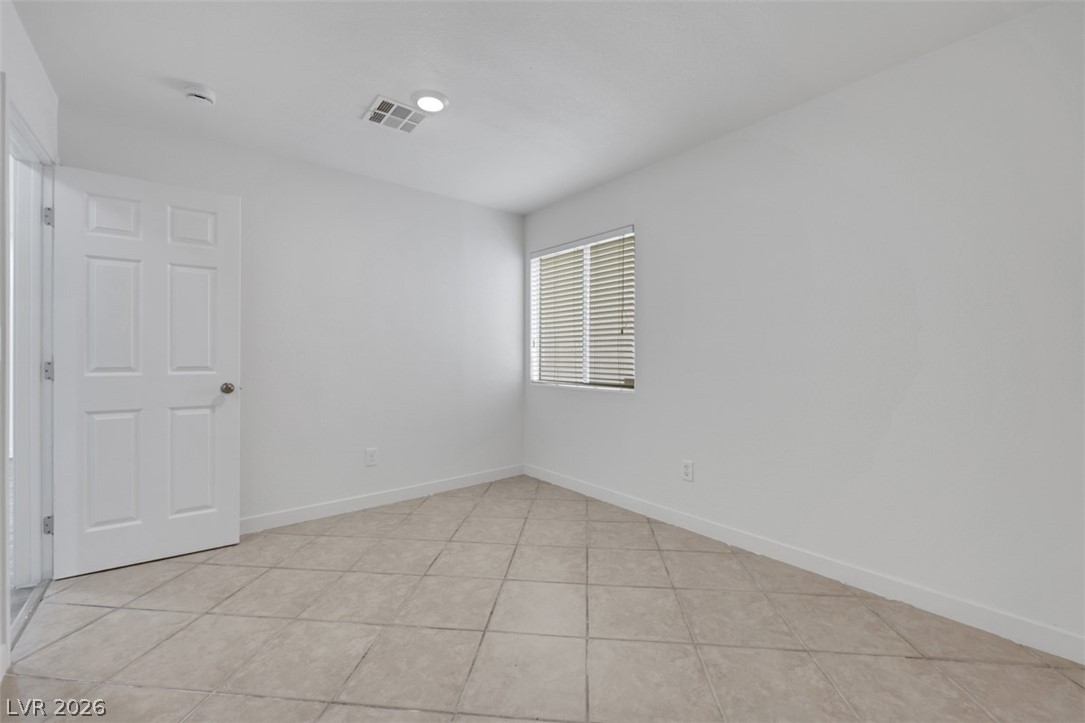8633 Majestic Pine Avenue Las Vegas NV 89143
