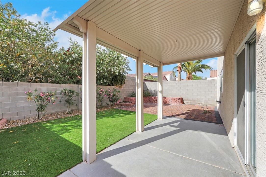 8633 Majestic Pine Avenue Las Vegas NV 89143