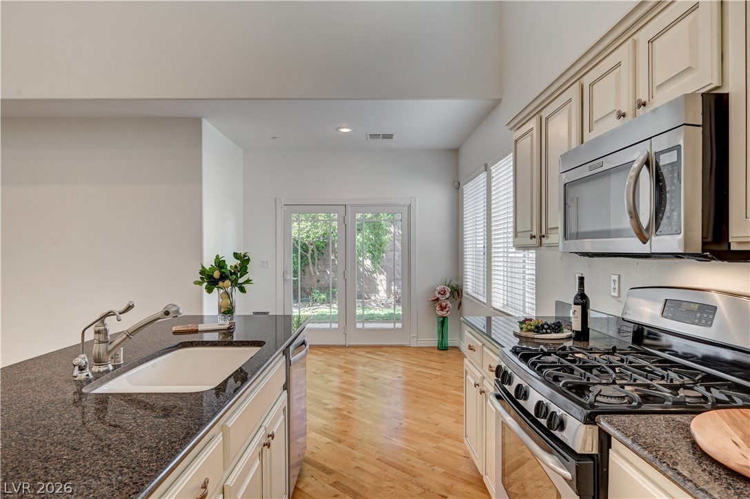 1133 Denman Valley Street Henderson NV 89002