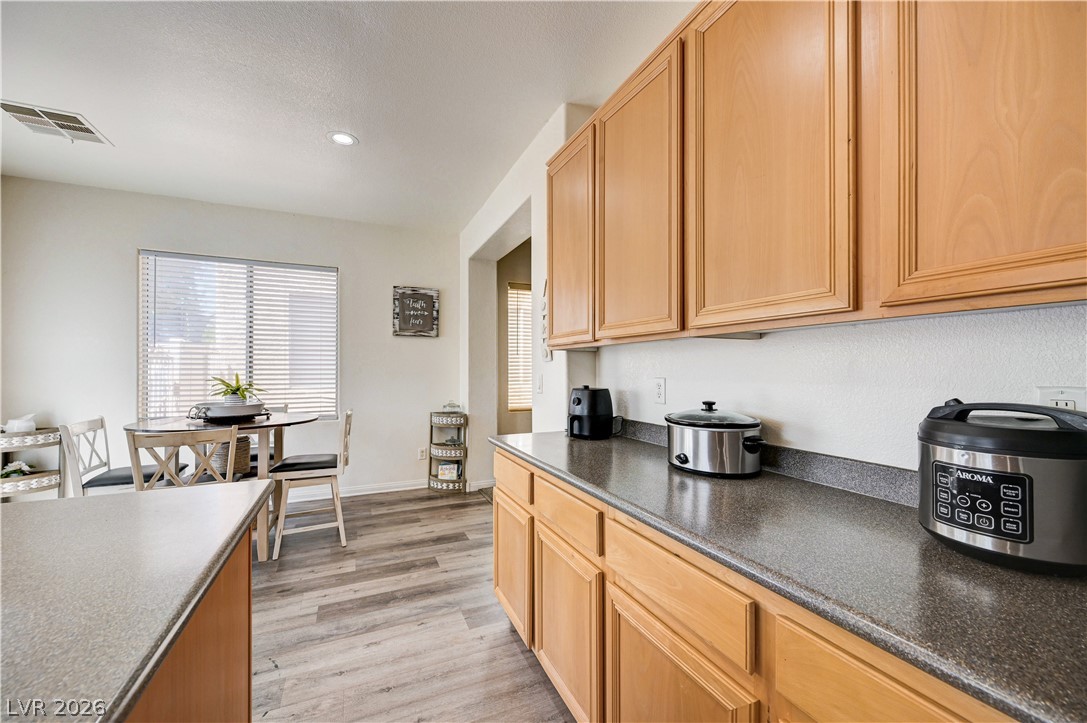 6105 Glenborough Street Las Vegas NV 89115