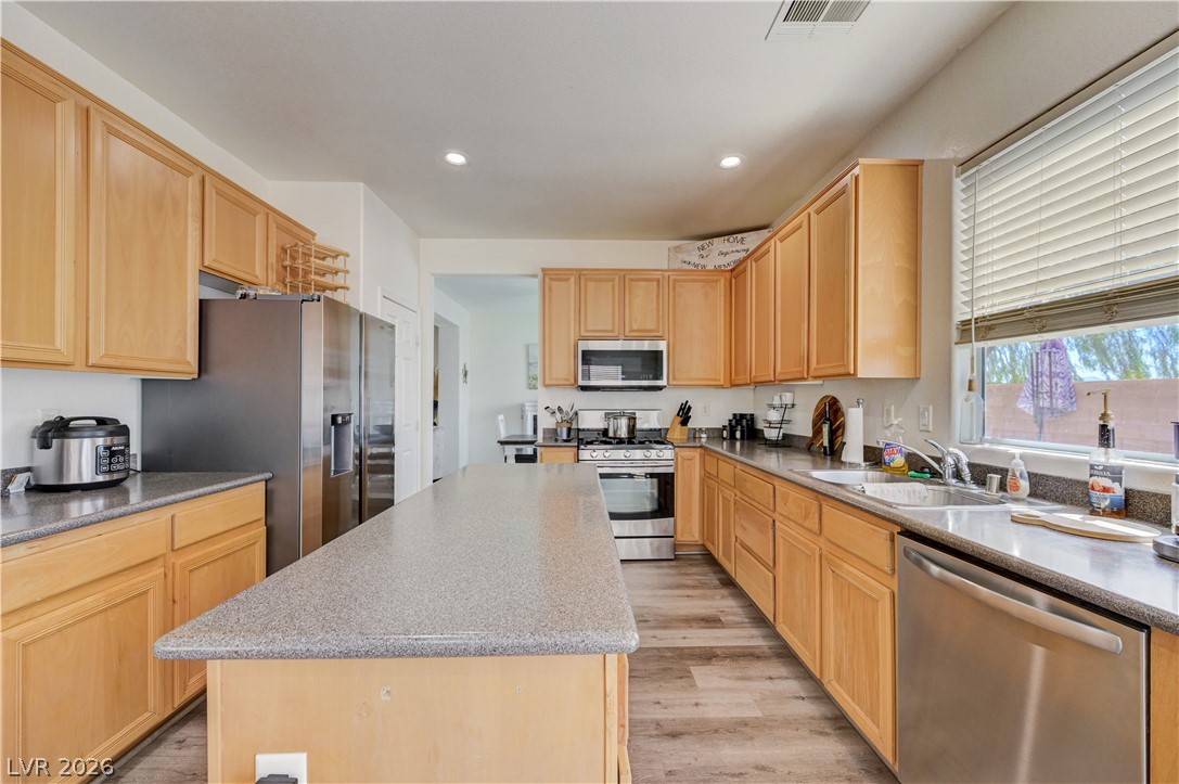 6105 Glenborough Street Las Vegas NV 89115