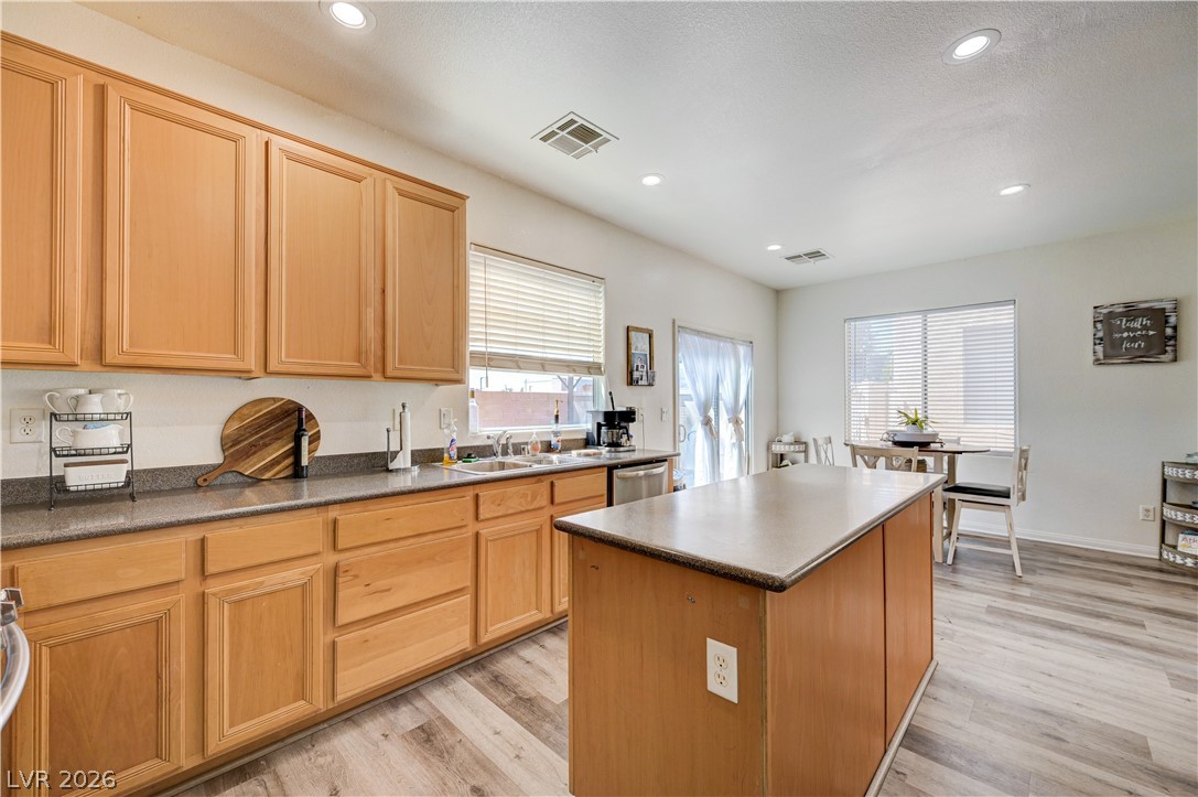 6105 Glenborough Street Las Vegas NV 89115