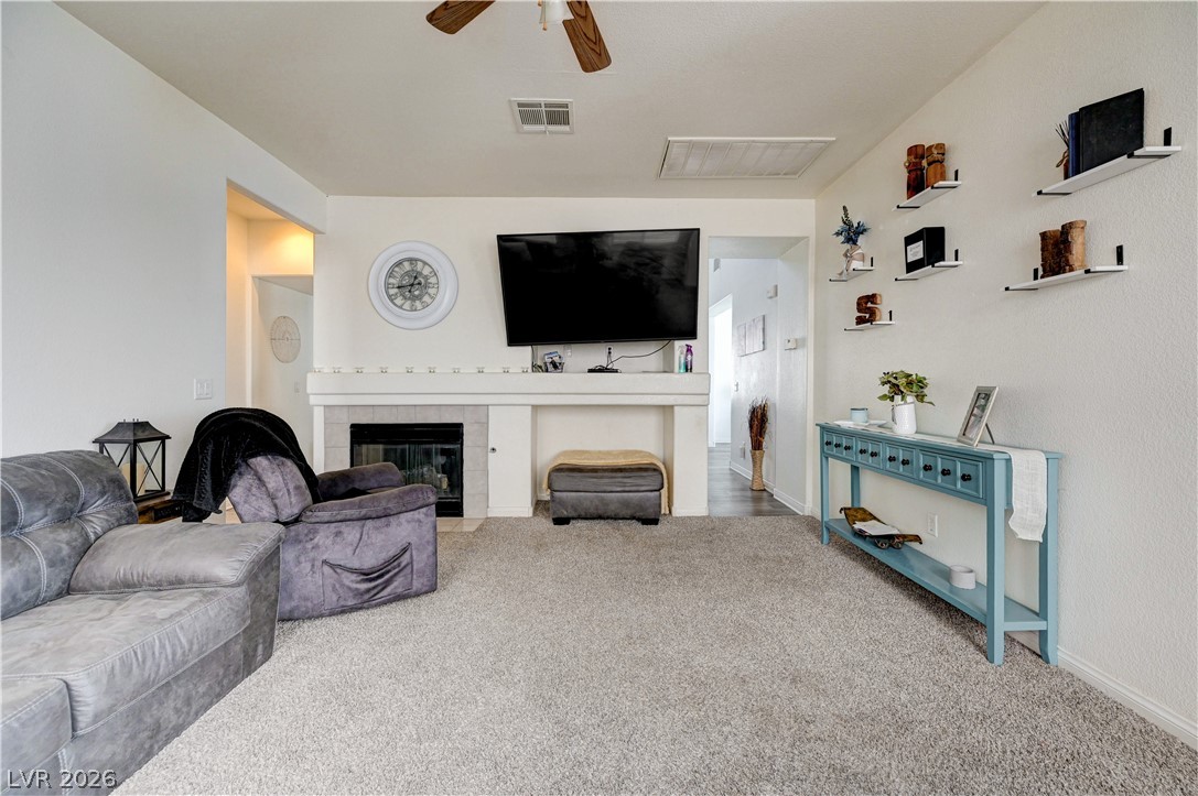 6105 Glenborough Street Las Vegas NV 89115