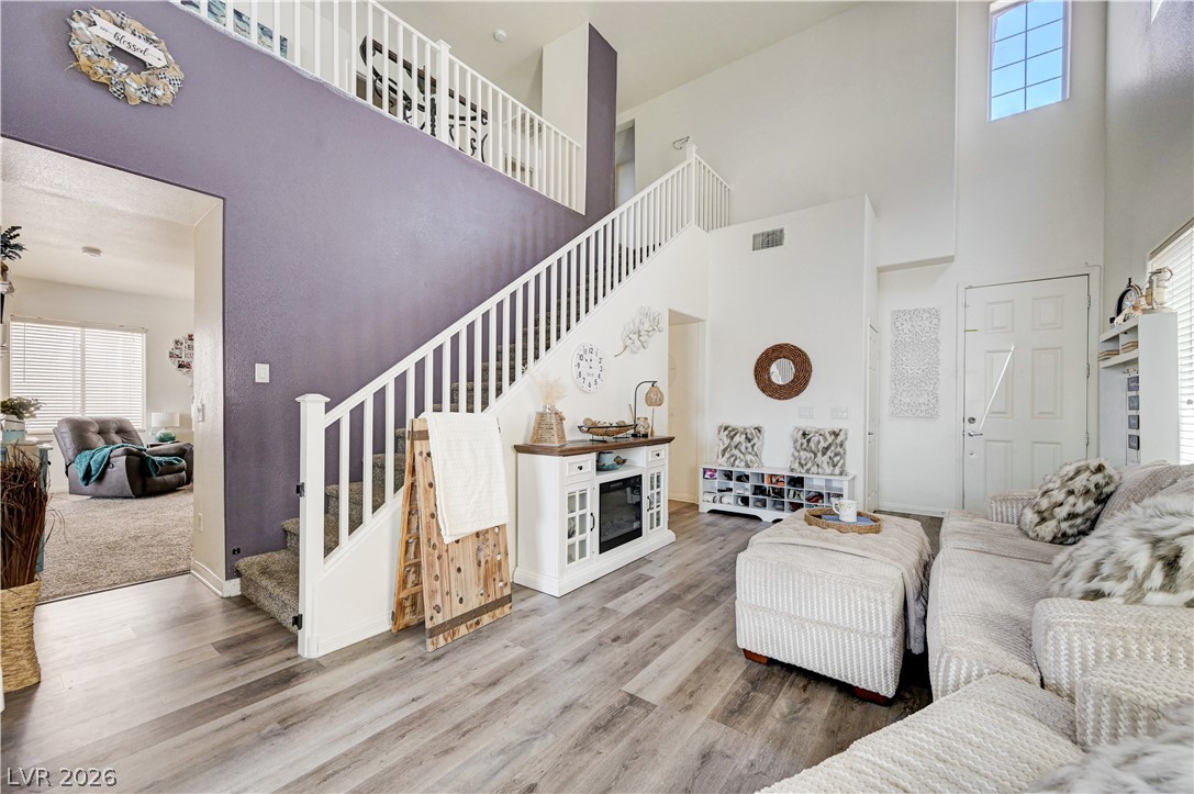 6105 Glenborough Street Las Vegas NV 89115