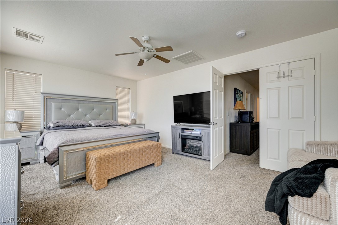 6105 Glenborough Street Las Vegas NV 89115