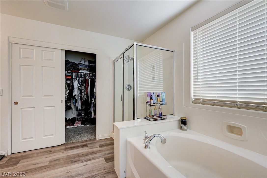 6105 Glenborough Street Las Vegas NV 89115