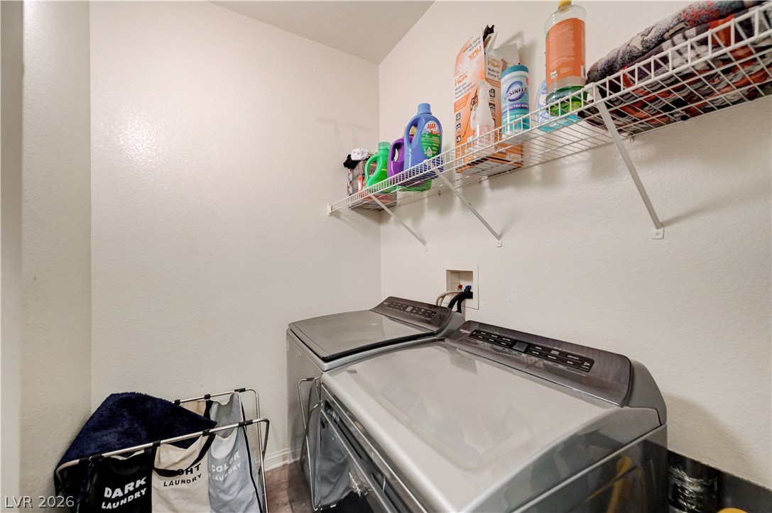 6105 Glenborough Street Las Vegas NV 89115