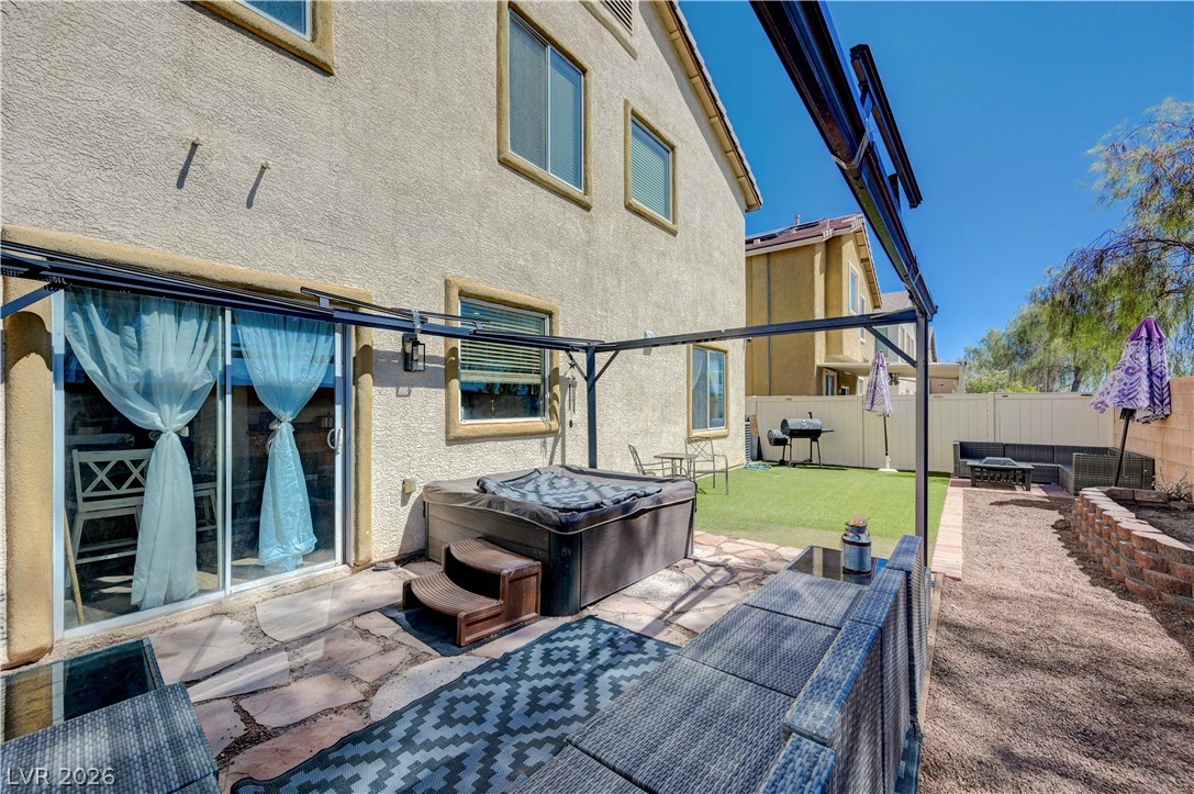 6105 Glenborough Street Las Vegas NV 89115
