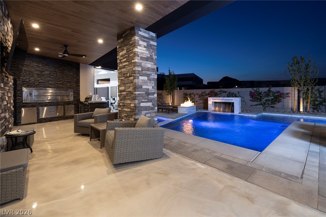 13 Rainbow Point Place Henderson NV 89011