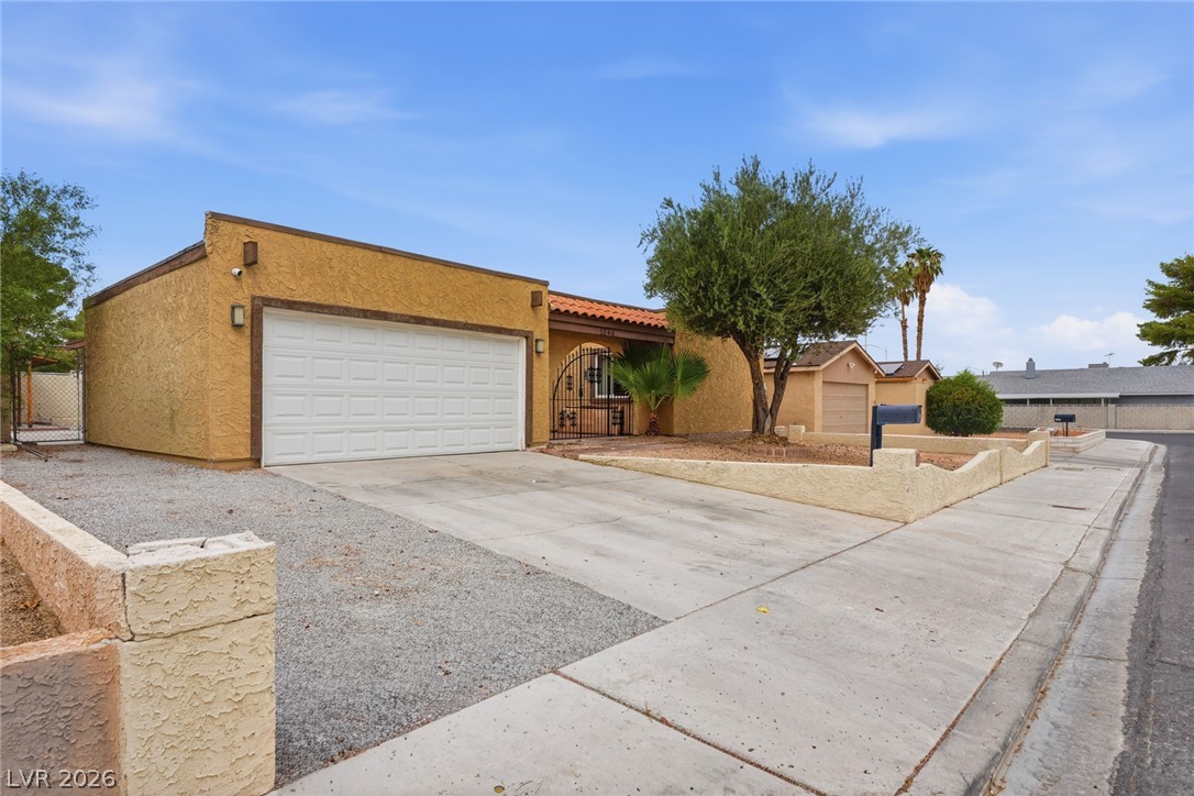 2240 Conchita Street Las Vegas NV 89108