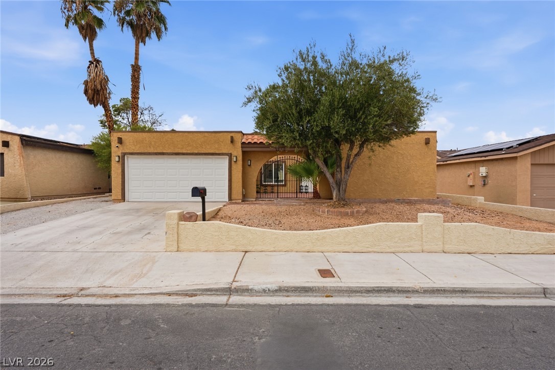 2240 Conchita Street Las Vegas NV 89108