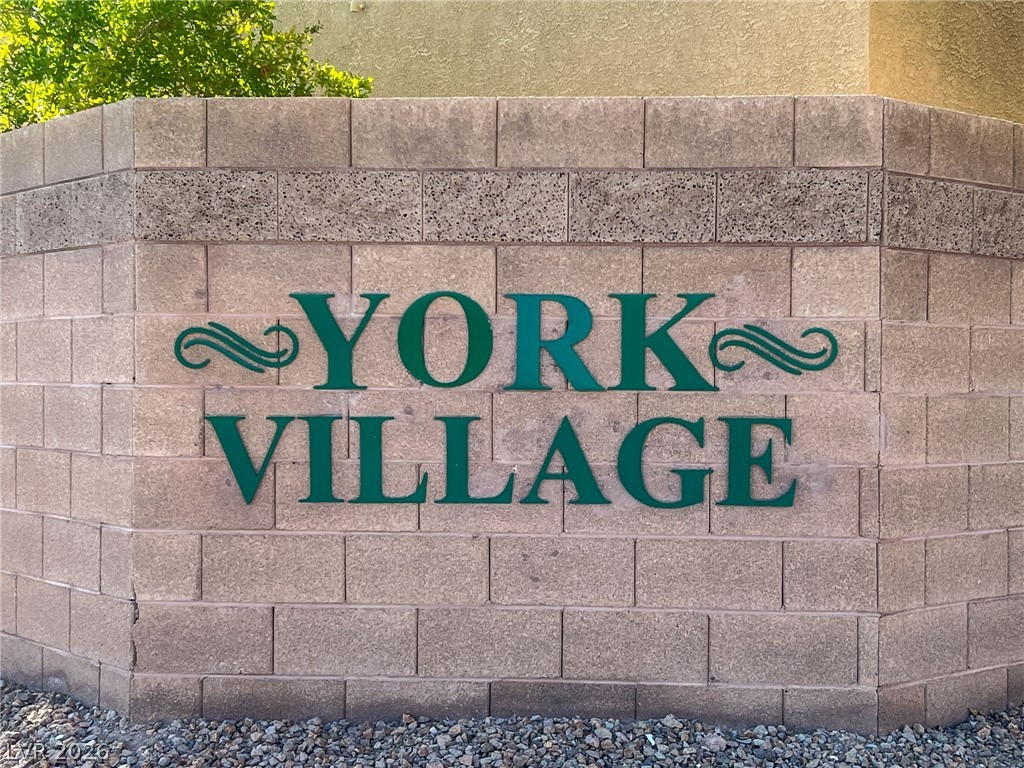 8151 Amy Springs Street Las Vegas NV 89113