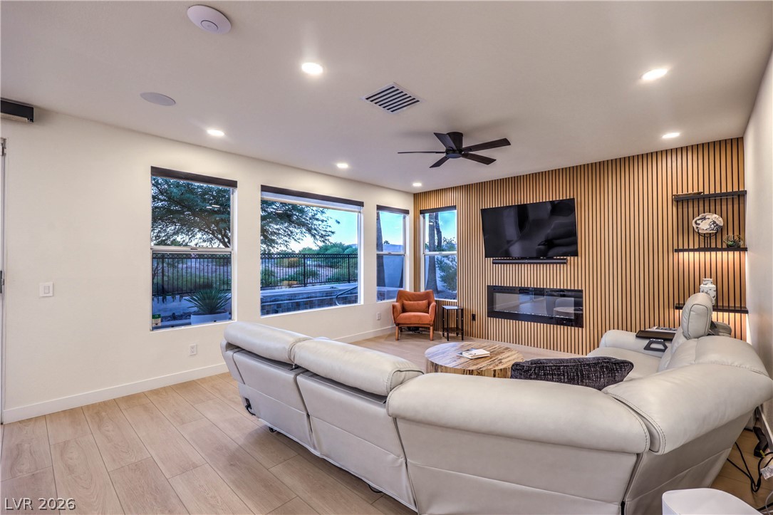 8432 Paseo Vista Drive Las Vegas NV 89128