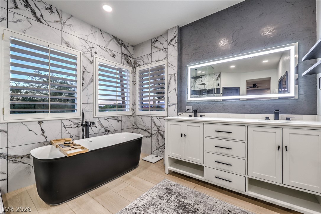 8432 Paseo Vista Drive Las Vegas NV 89128