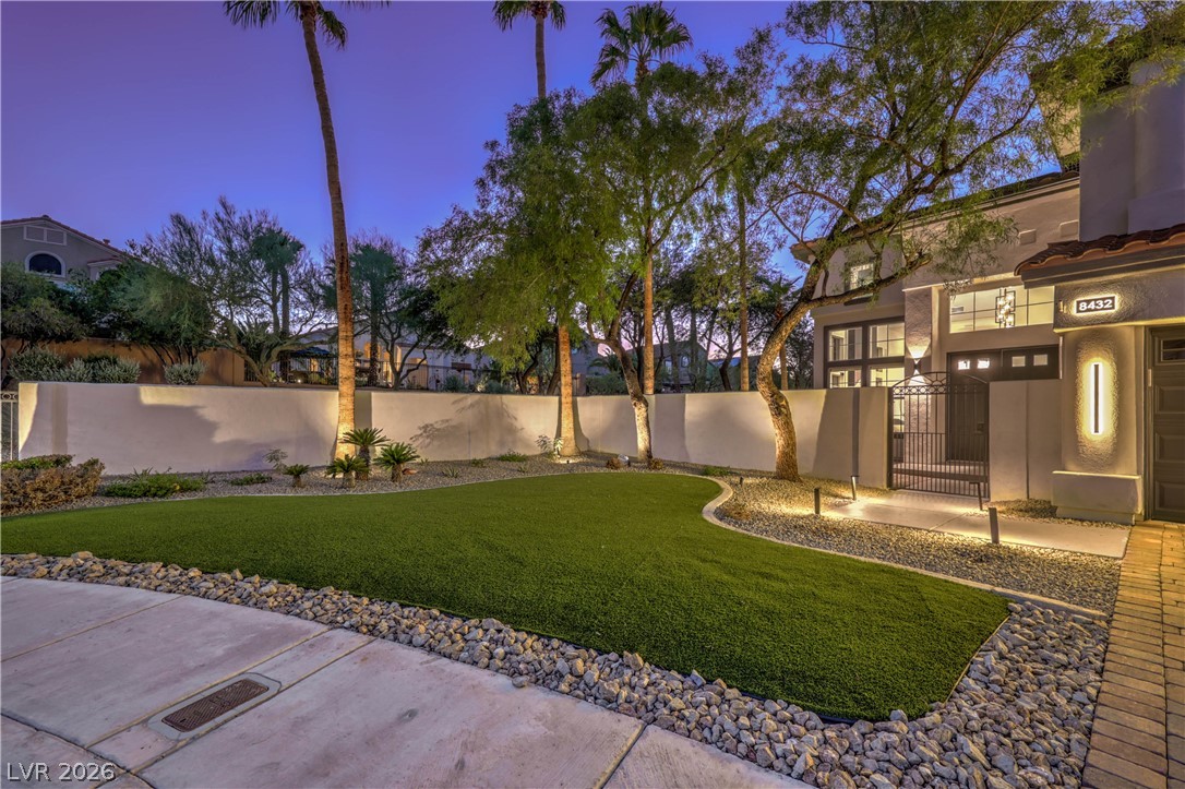 8432 Paseo Vista Drive Las Vegas NV 89128