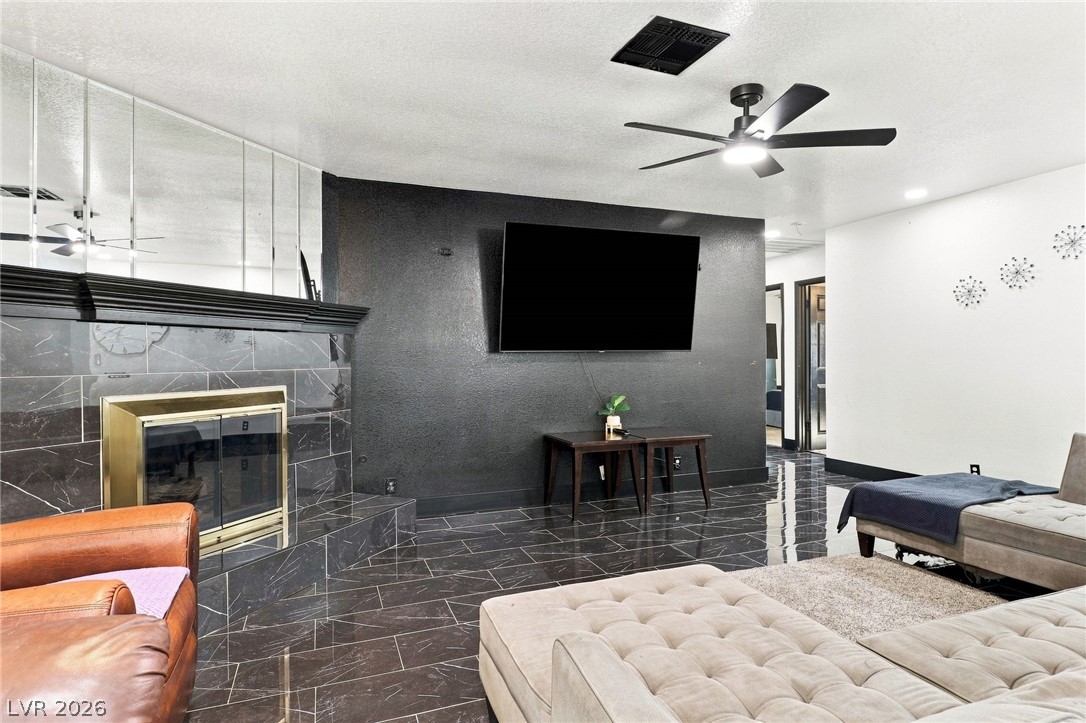738 Straight Street Las Vegas NV 89110