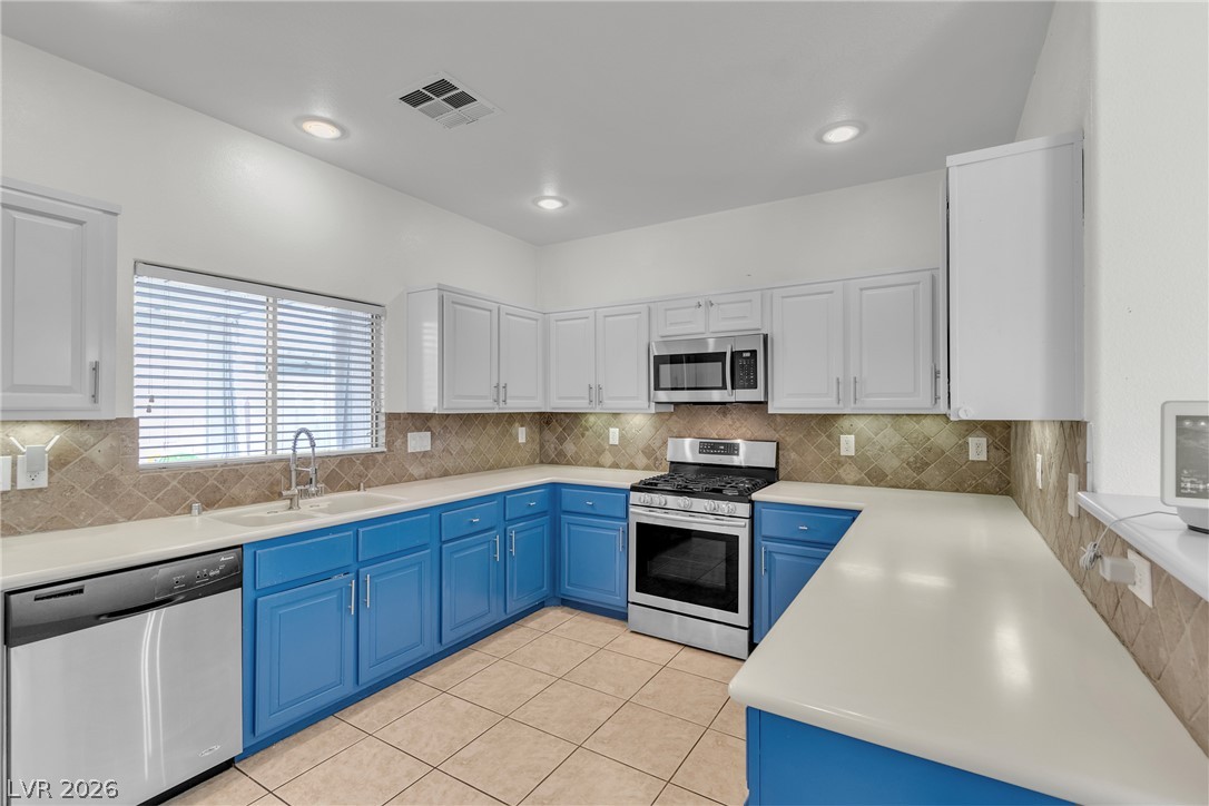 8944 Snowtrack Avenue Las Vegas NV 89149