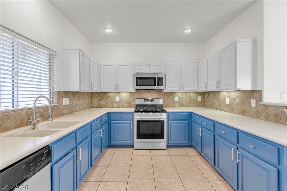 8944 Snowtrack Avenue Las Vegas NV 89149