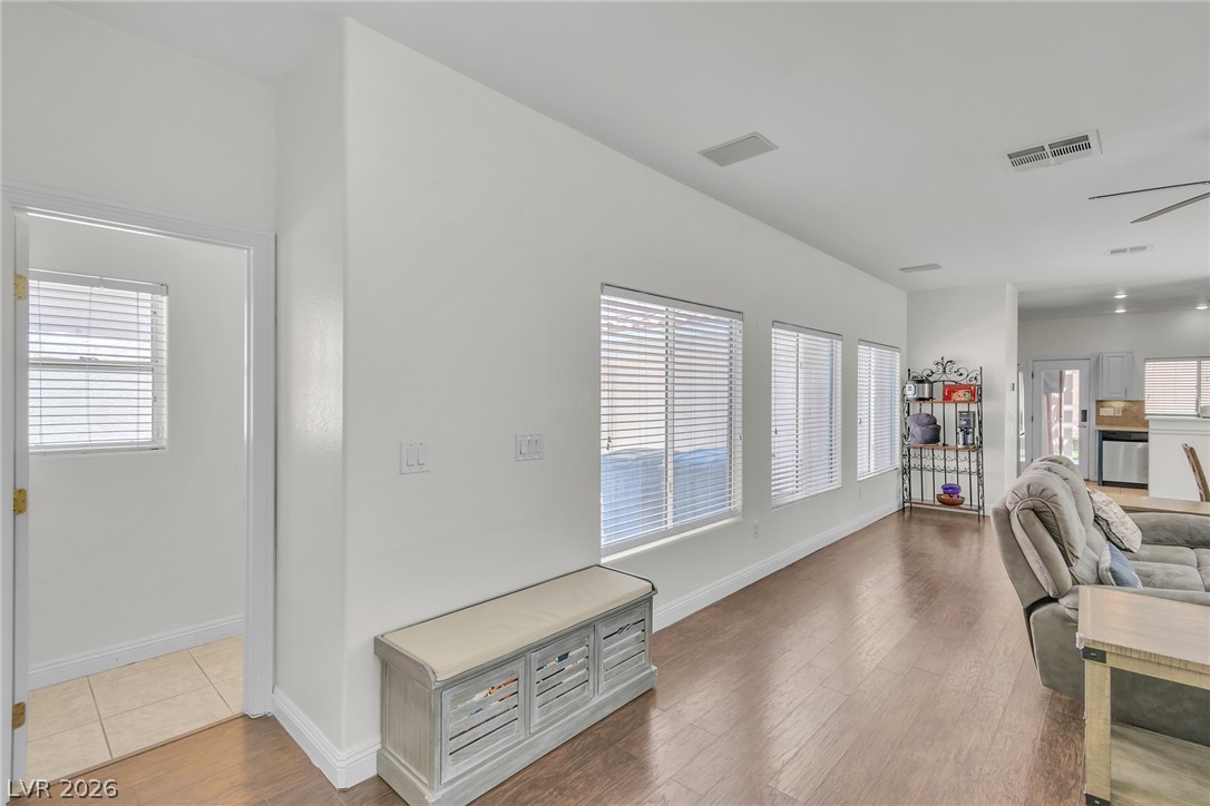 8944 Snowtrack Avenue Las Vegas NV 89149