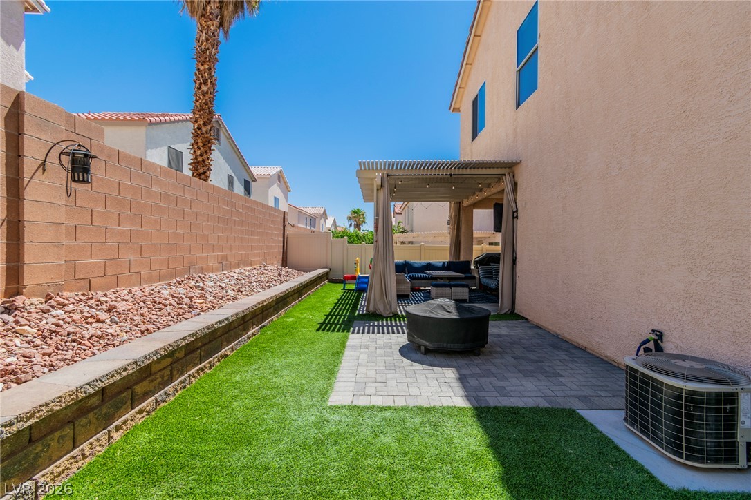 8944 Snowtrack Avenue Las Vegas NV 89149